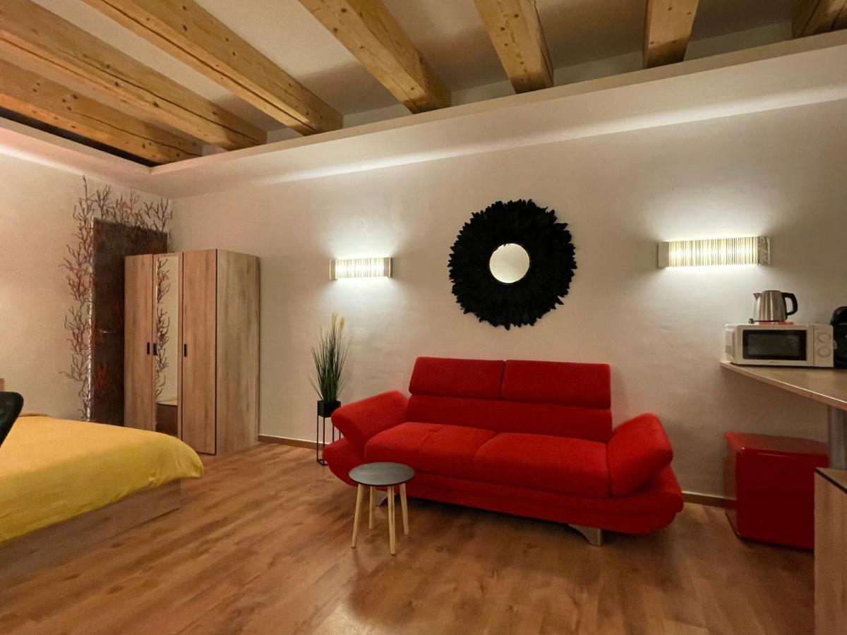 New Workspace Studio Savoya9 Self Check In Old City Center Timişoara Exterior foto